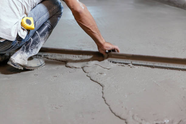 Best Concrete Sidewalk Installation in Orange City, FL